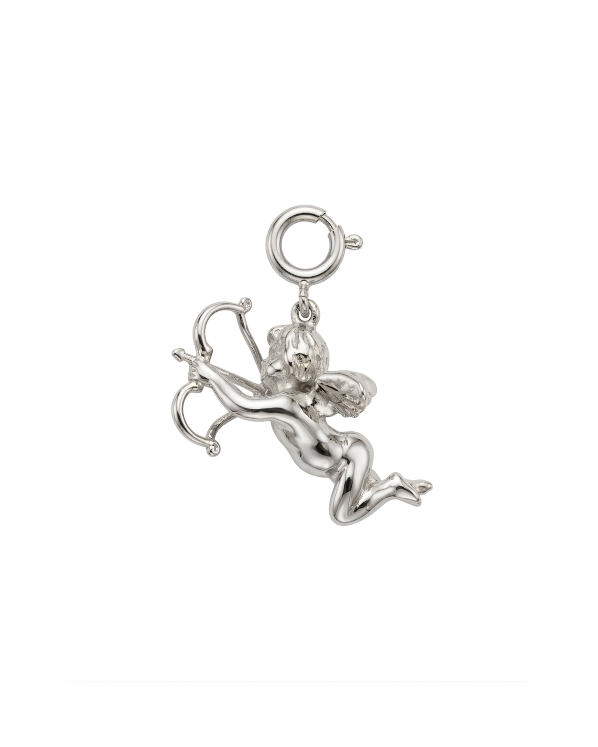 Silber BagBit - Silberner Anhänger in Form eines fliegenden Engels mit Pfeil und Bogen, vor weißem Hintergrund.